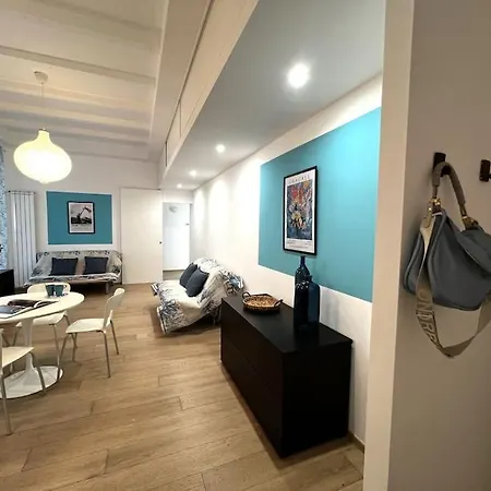 Chagall-bozzi 59 Apartment *